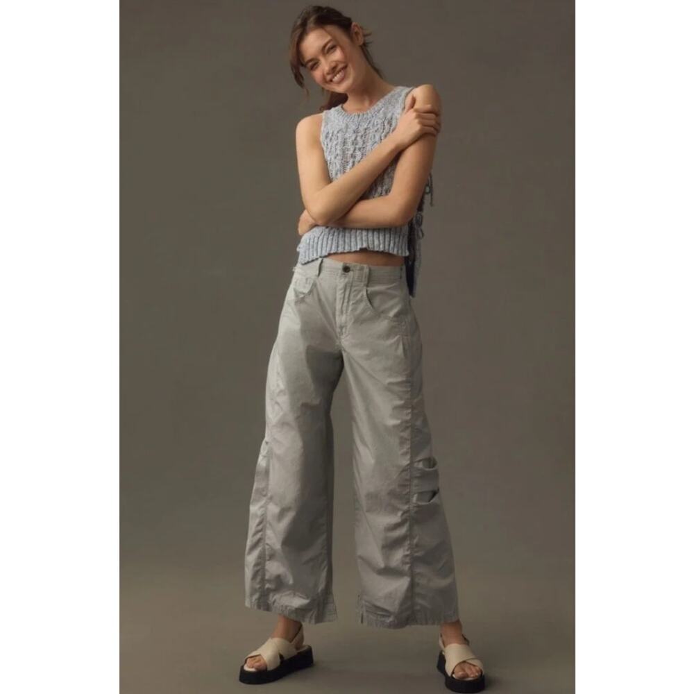 Pilcro Wide-Leg Cargo Pants in Light Gray - Picture 9 of 11